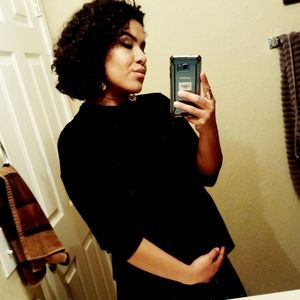 Meet your Posher, Anahi